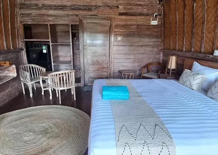 Batu Jaran Hill & Lumbung Aparthotel Uluwatu