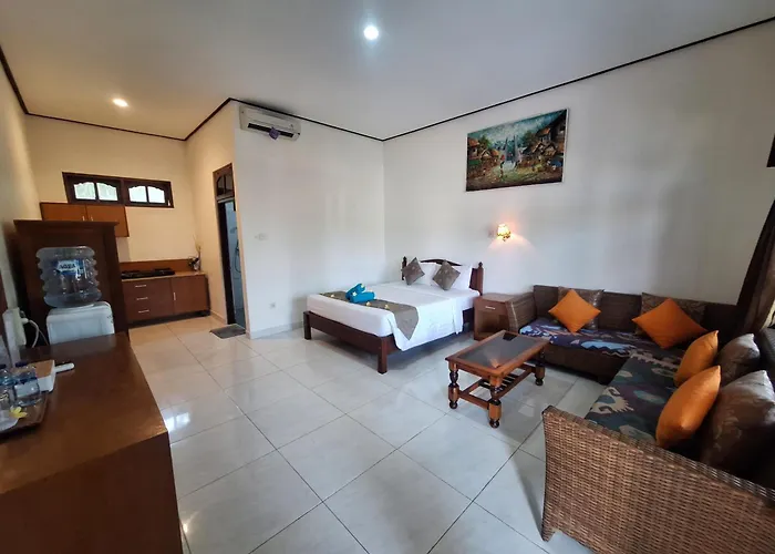 Batu Jaran Hill & Lumbung Uluwatu