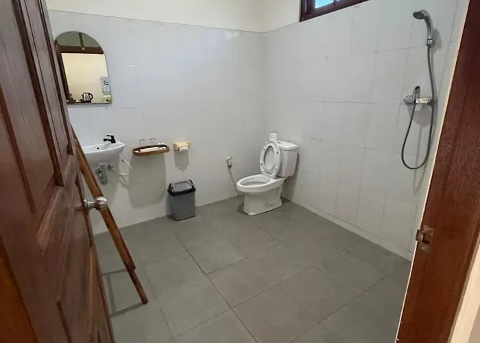 Batu Jaran Hill & Lumbung Aparthotel